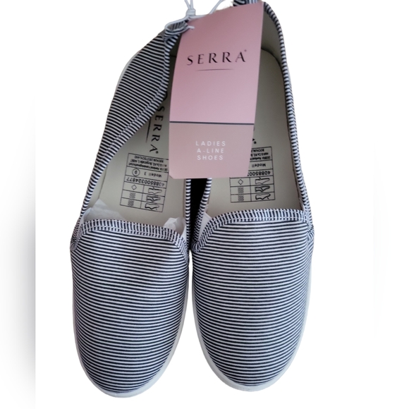 NWT Serra Ladies A Line Shoe - Picture 1 of 2